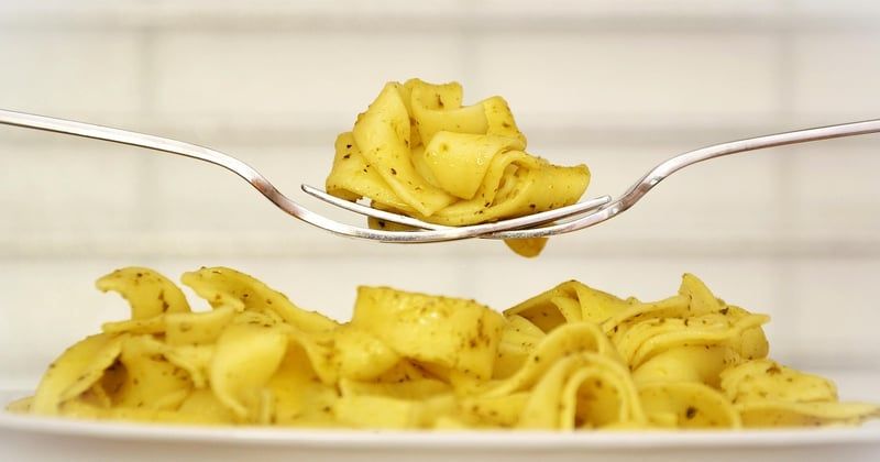 Cuisine avec tomette : 15 idées pour un charme authentique