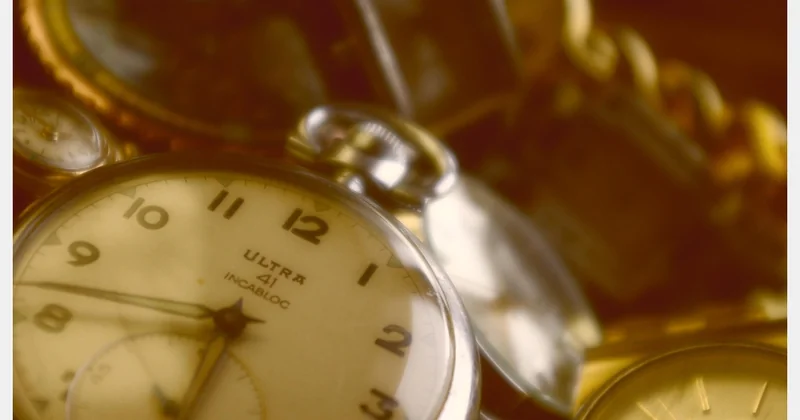 Restaurer une horloge des années 50 : ce que personne ne vous dit avant