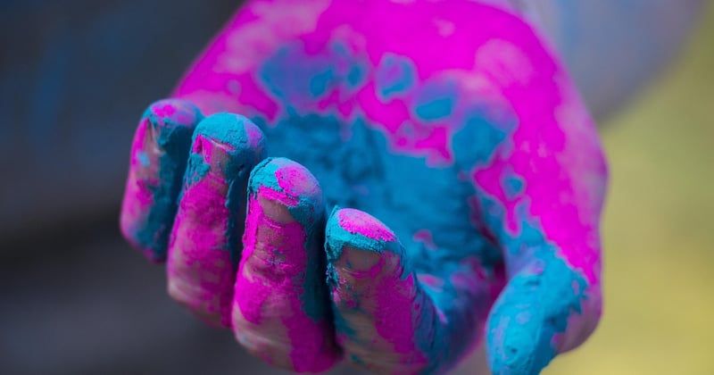 Rose poudree : la couleur douce qui réveille toutes les déco